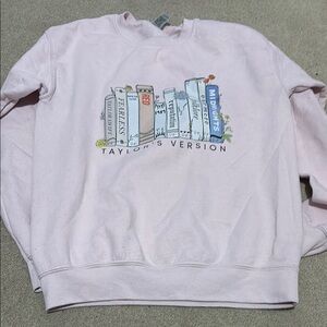 Taylor swift Crewneck- small